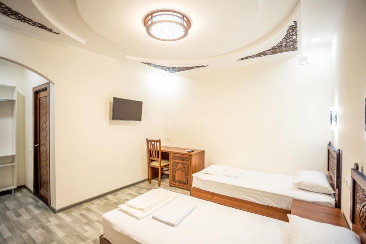 Ayub Boutique Hotel ブハラ エクステリア 写真